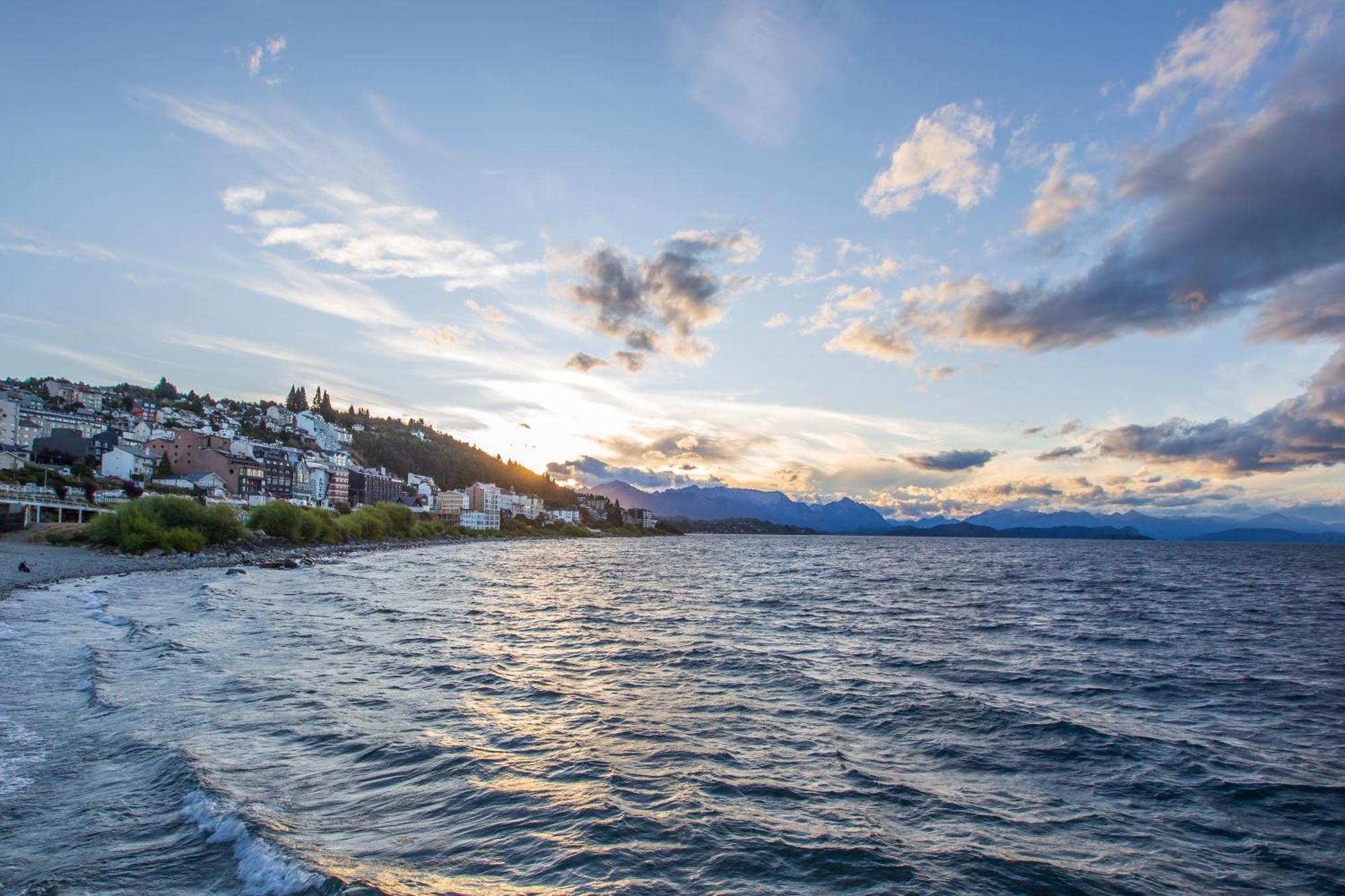 Socialtel Bariloche - Formerly Selina Bariloche エクステリア 写真